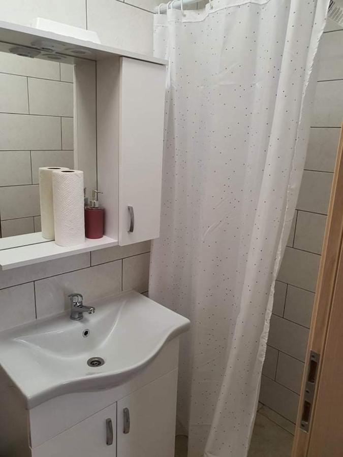 Aldi 3 Apartment Пула Екстериор снимка